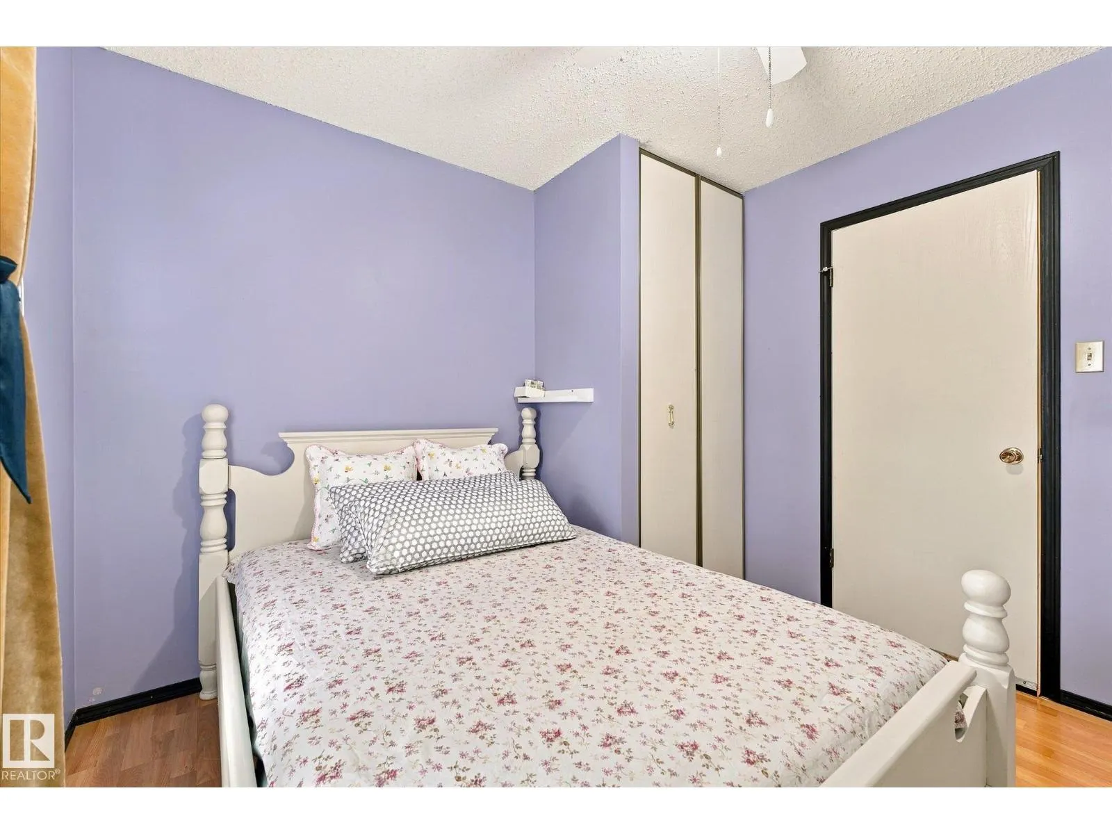 10242 161 ST NW