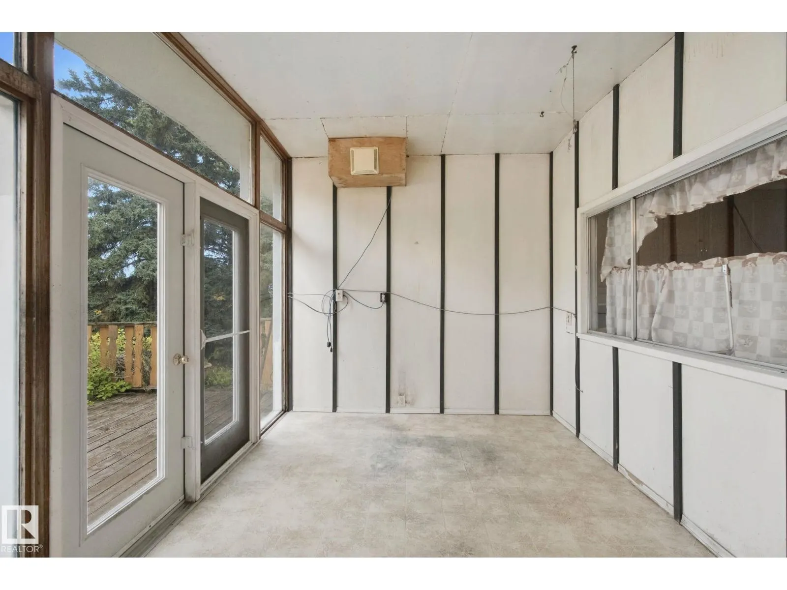 15432 78 AV NW