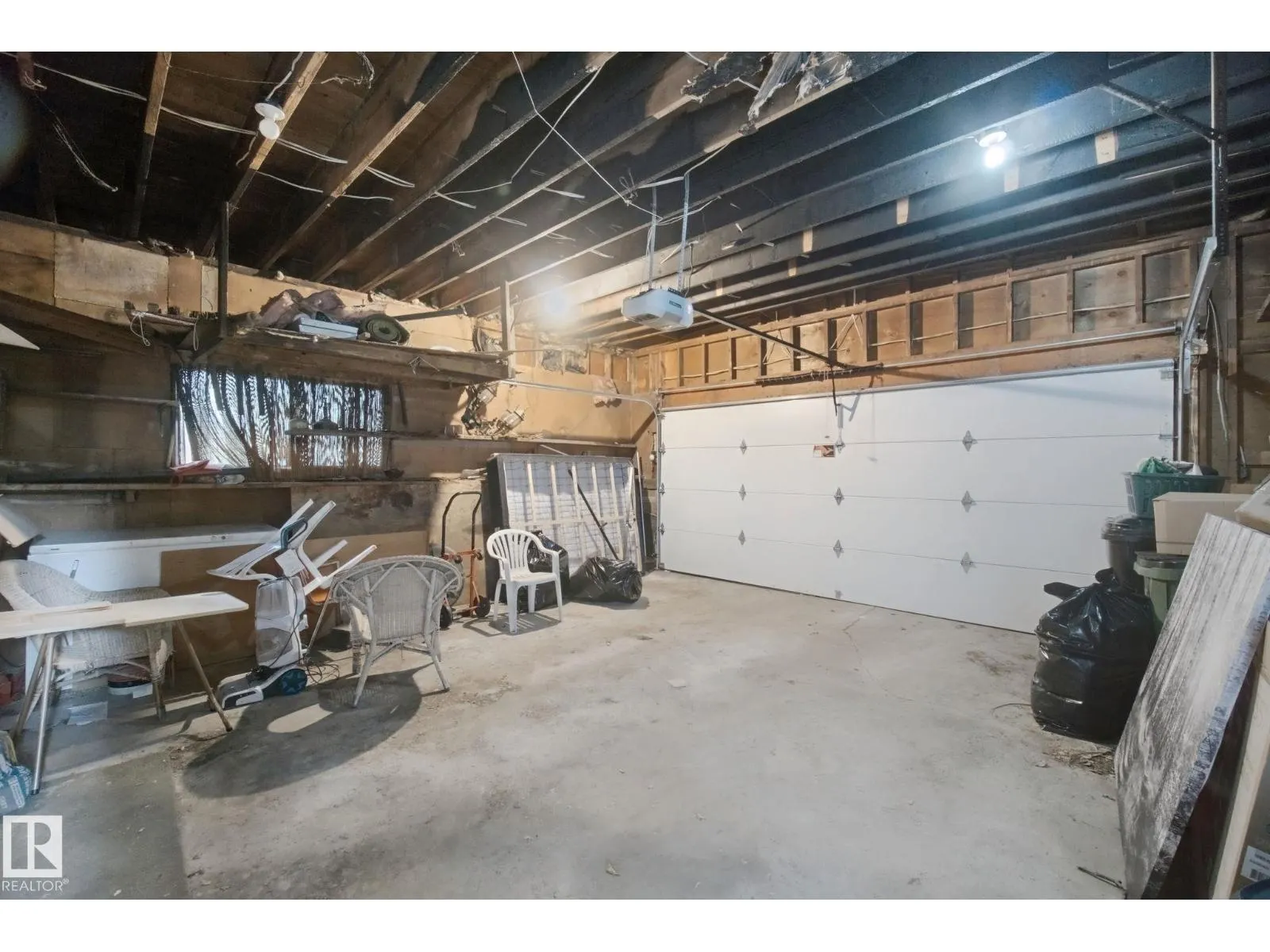 15432 78 AV NW