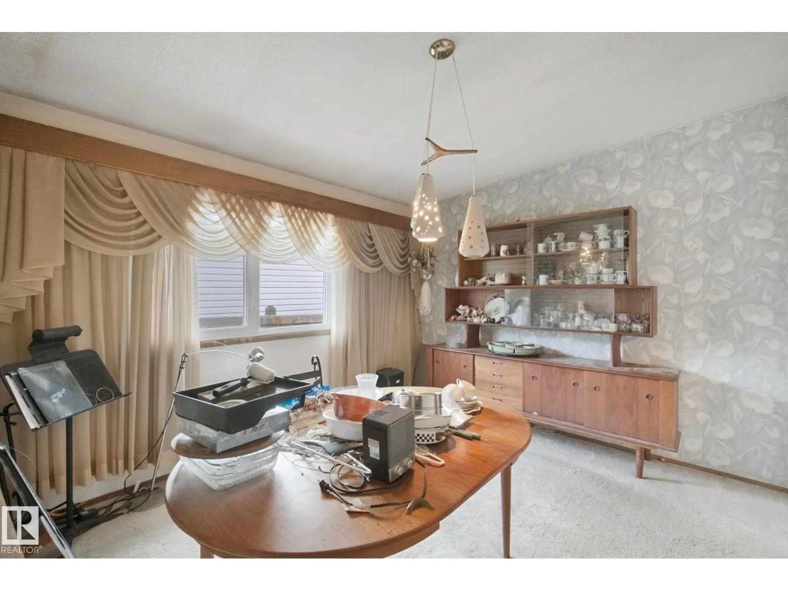 15432 78 AV NW