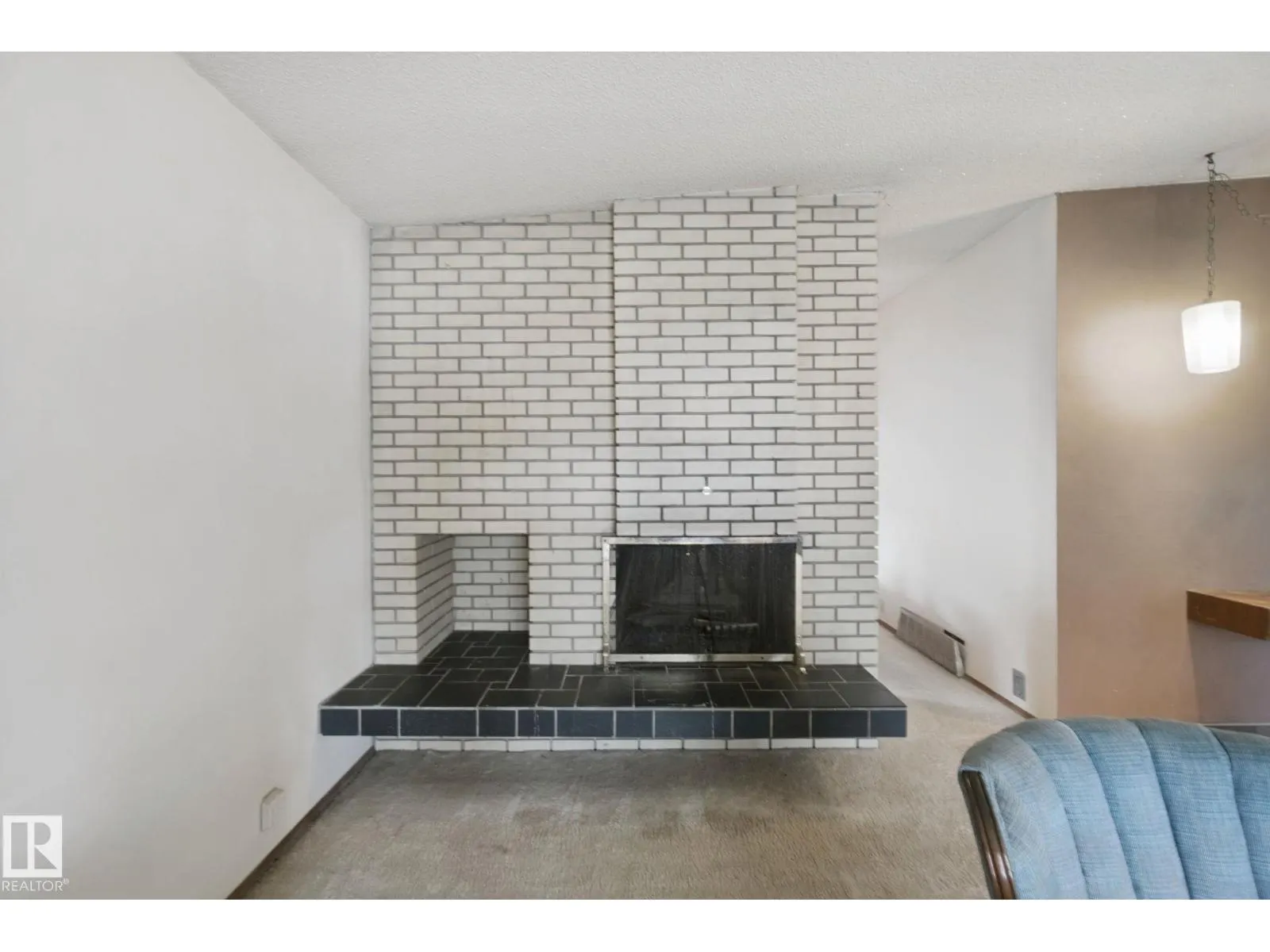 15432 78 AV NW