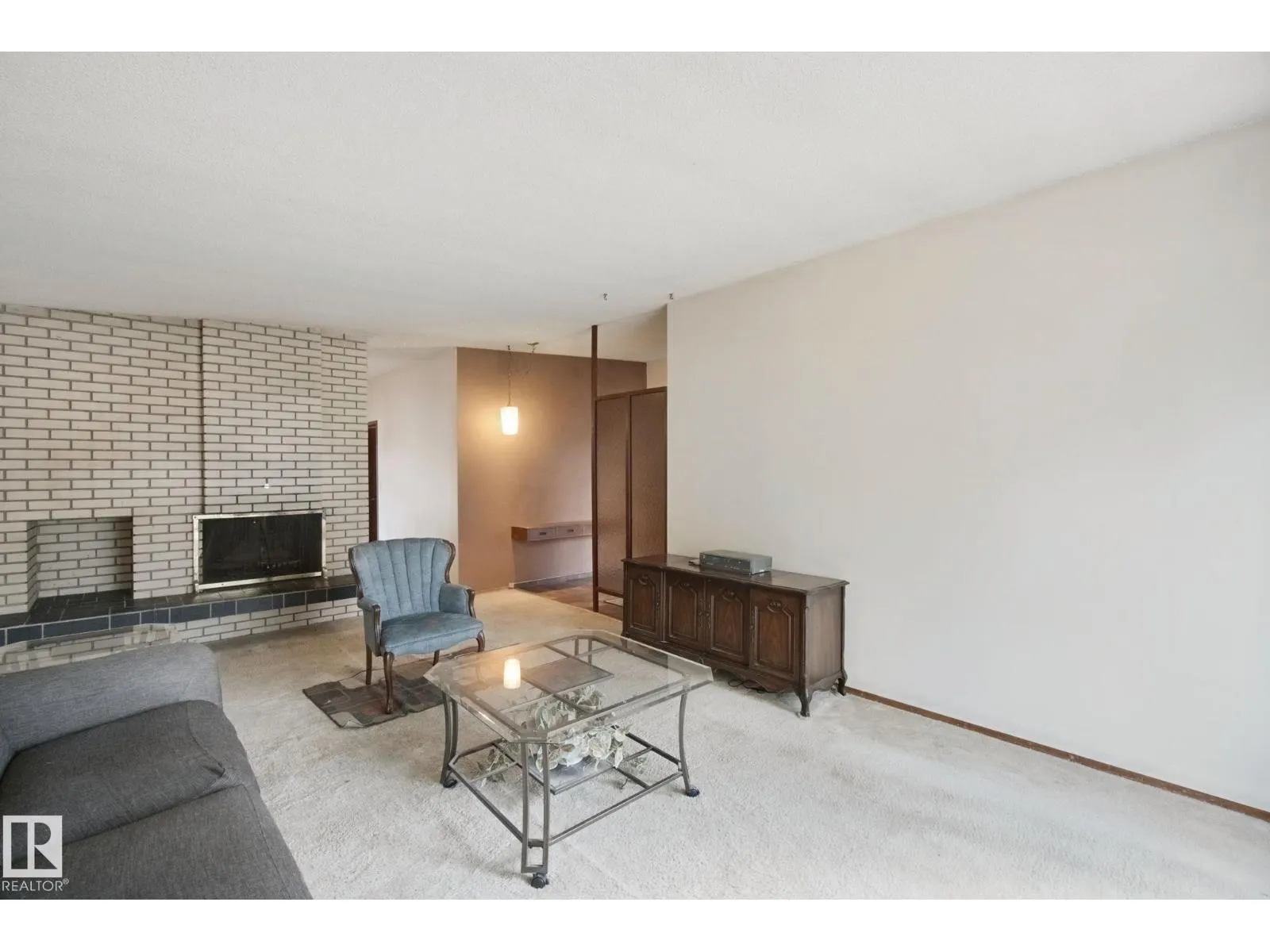 15432 78 AV NW