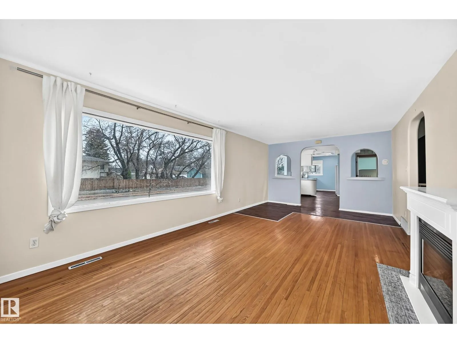 5204 112 AV NW