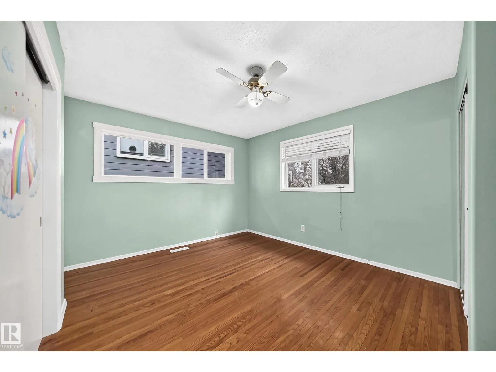 5204 112 AV NW