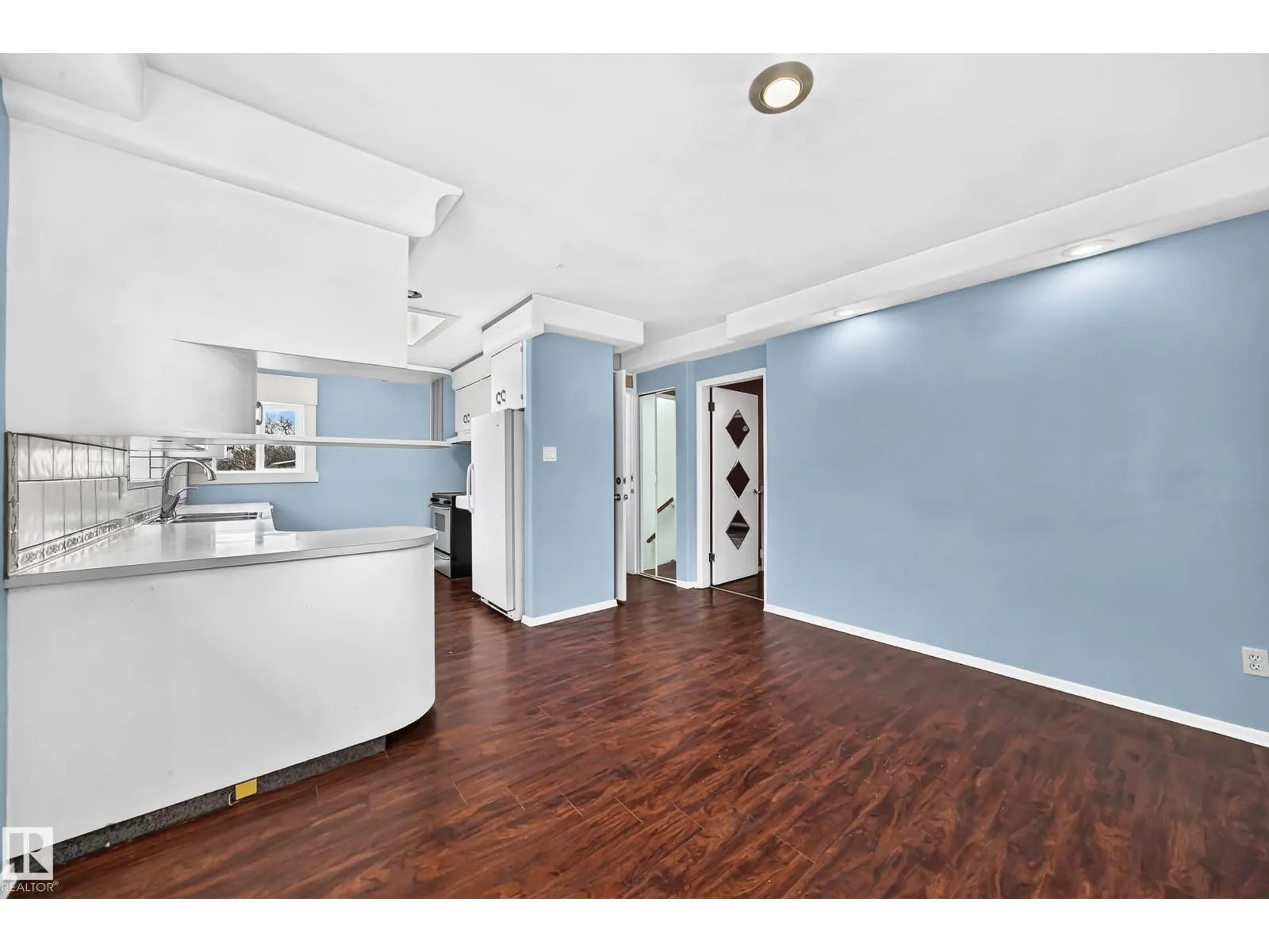 5204 112 AV NW