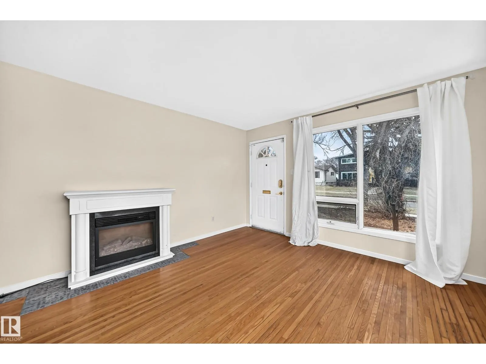 5204 112 AV NW