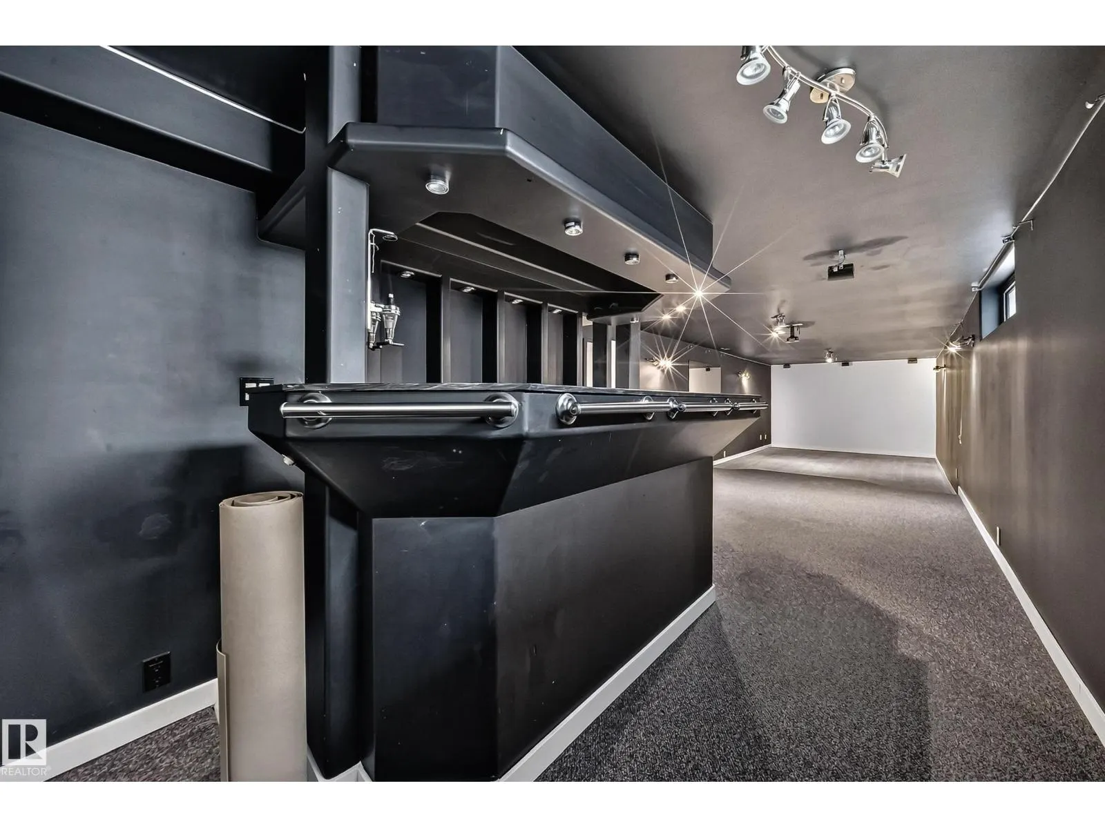 5204 112 AV NW