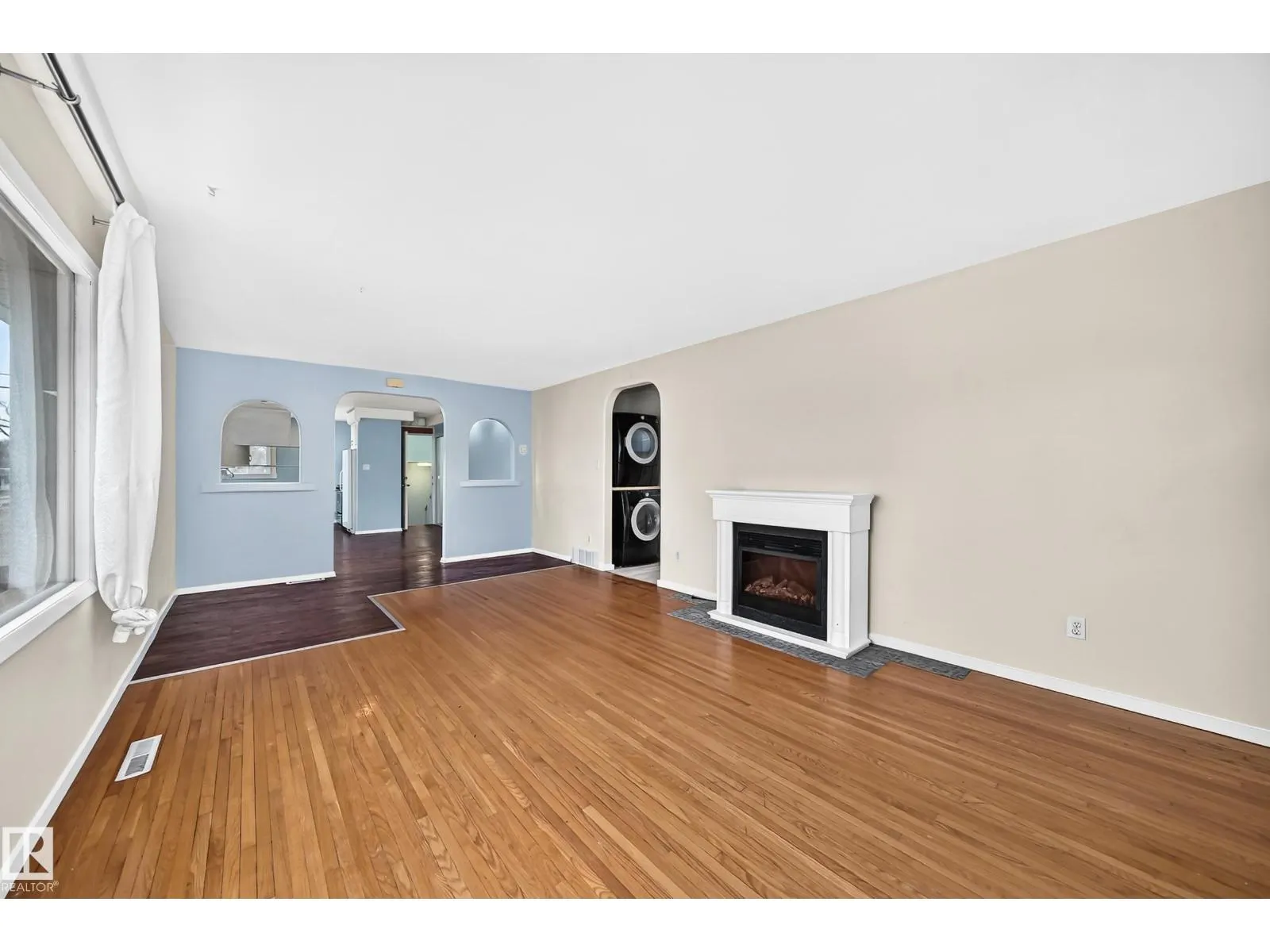 5204 112 AV NW