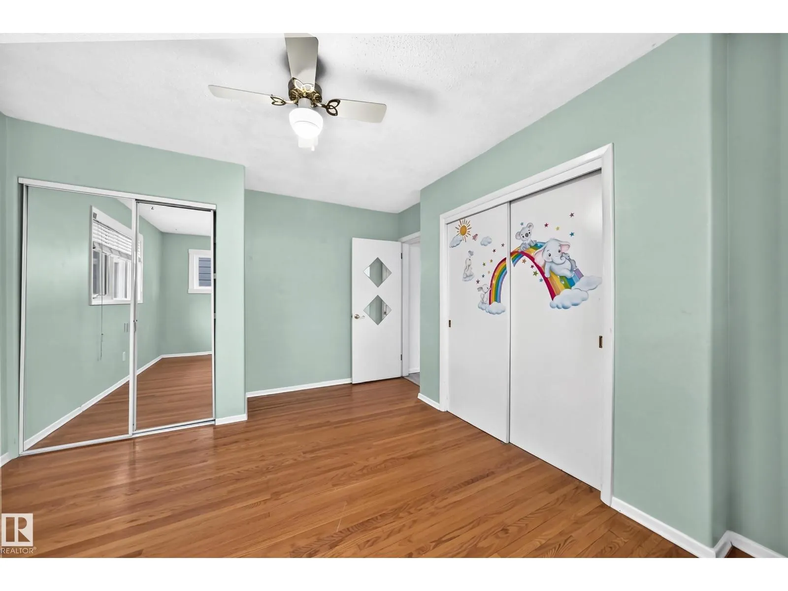 5204 112 AV NW