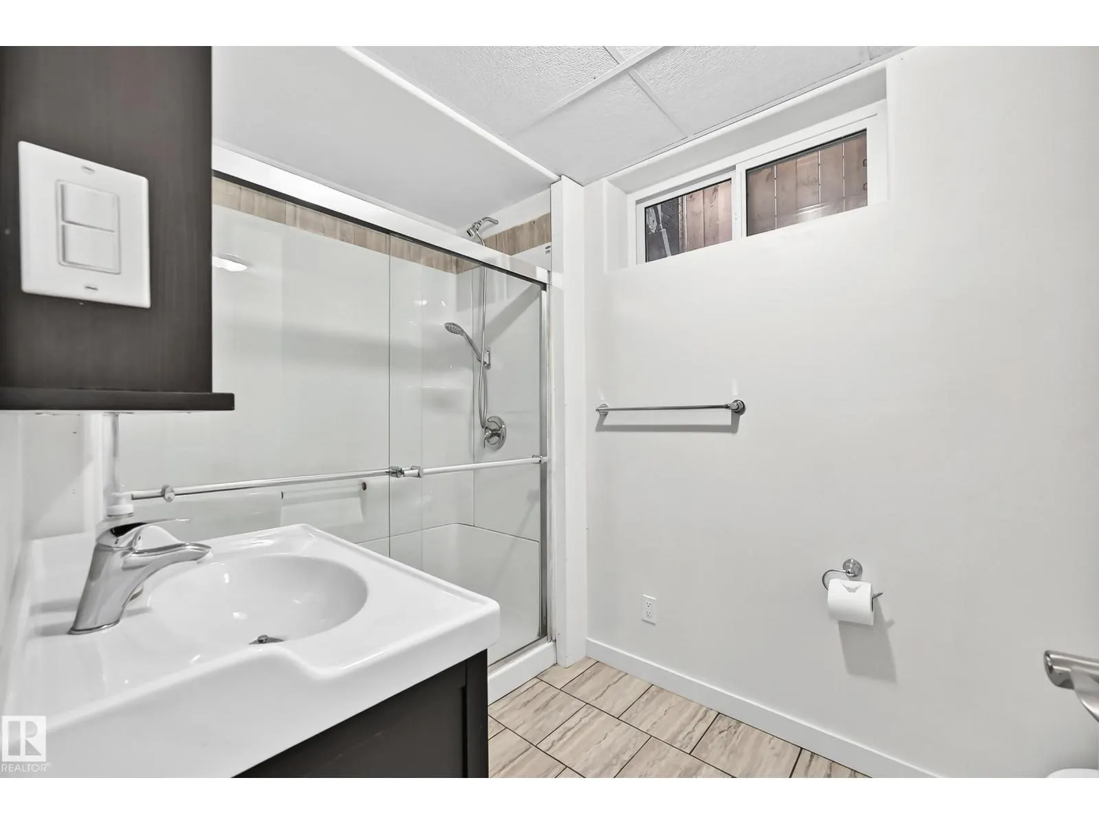 5204 112 AV NW