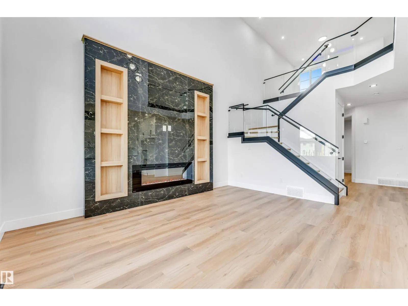 6250 19 ST