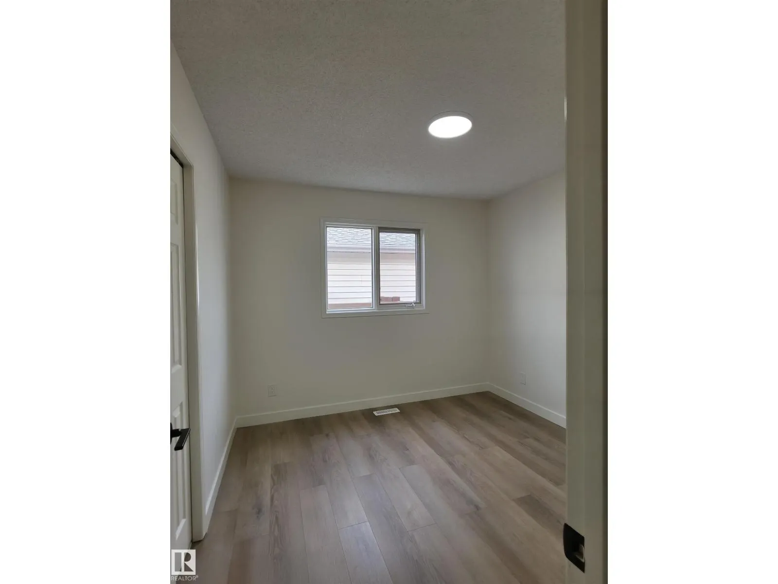 4440 32 ST NW