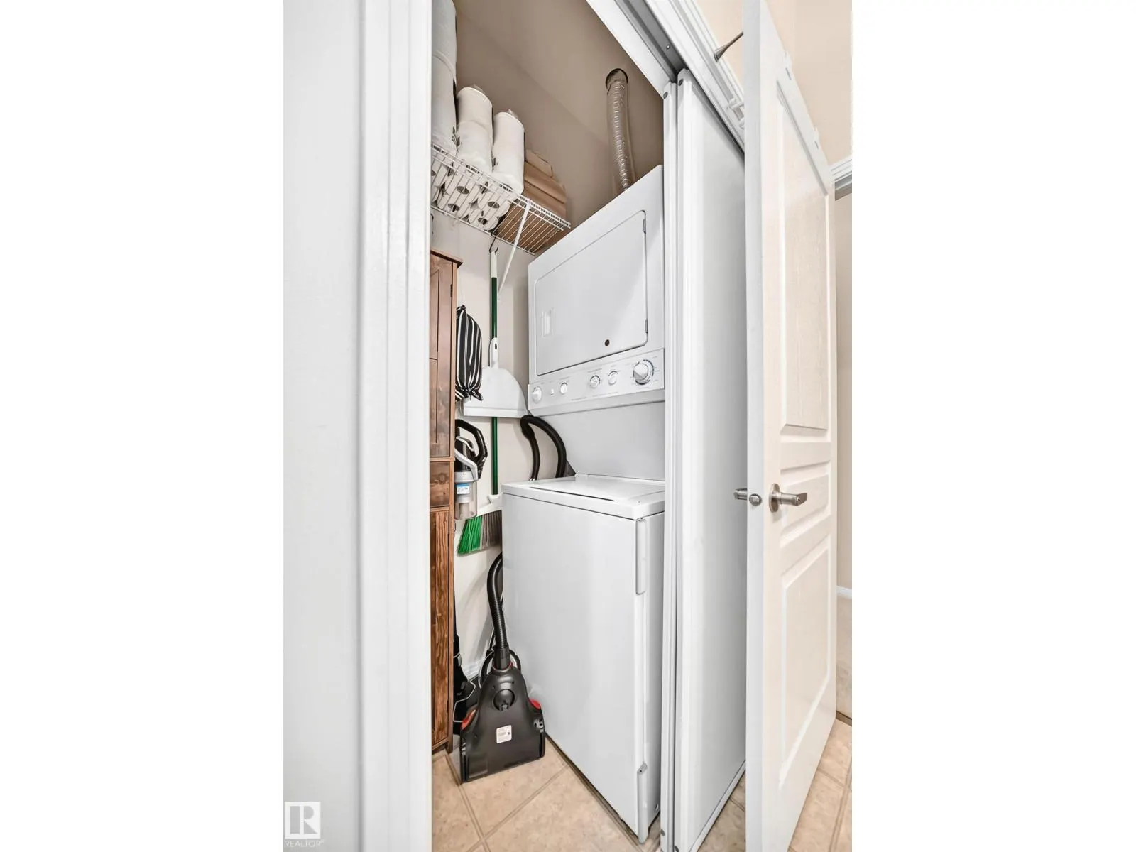 #432 10407 122 ST NW