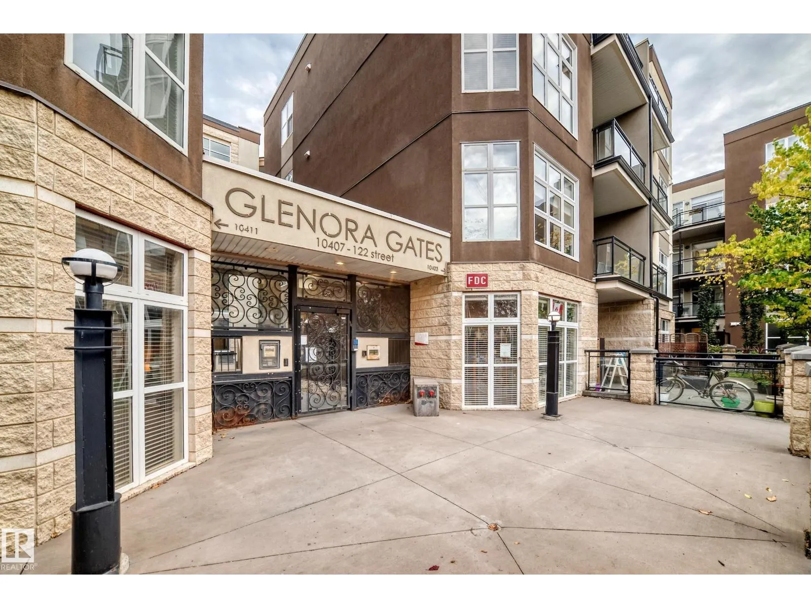 #432 10407 122 ST NW