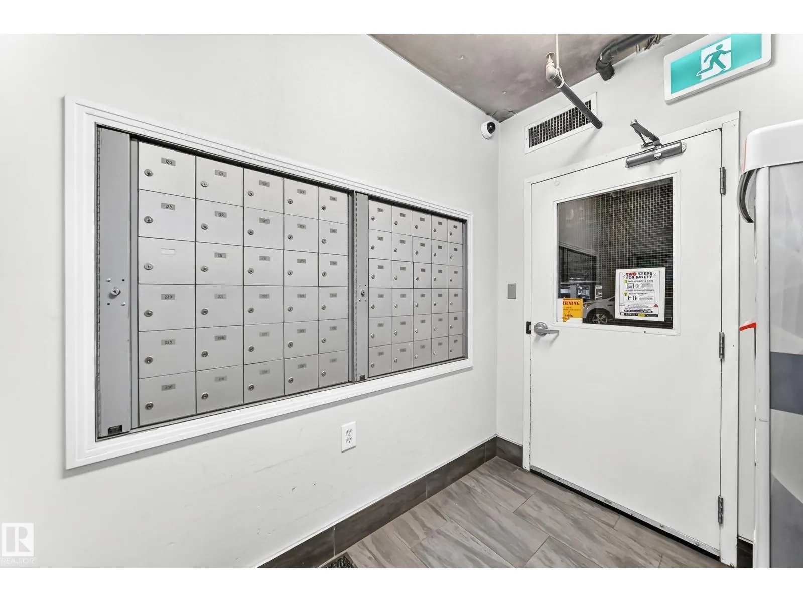 #432 10407 122 ST NW