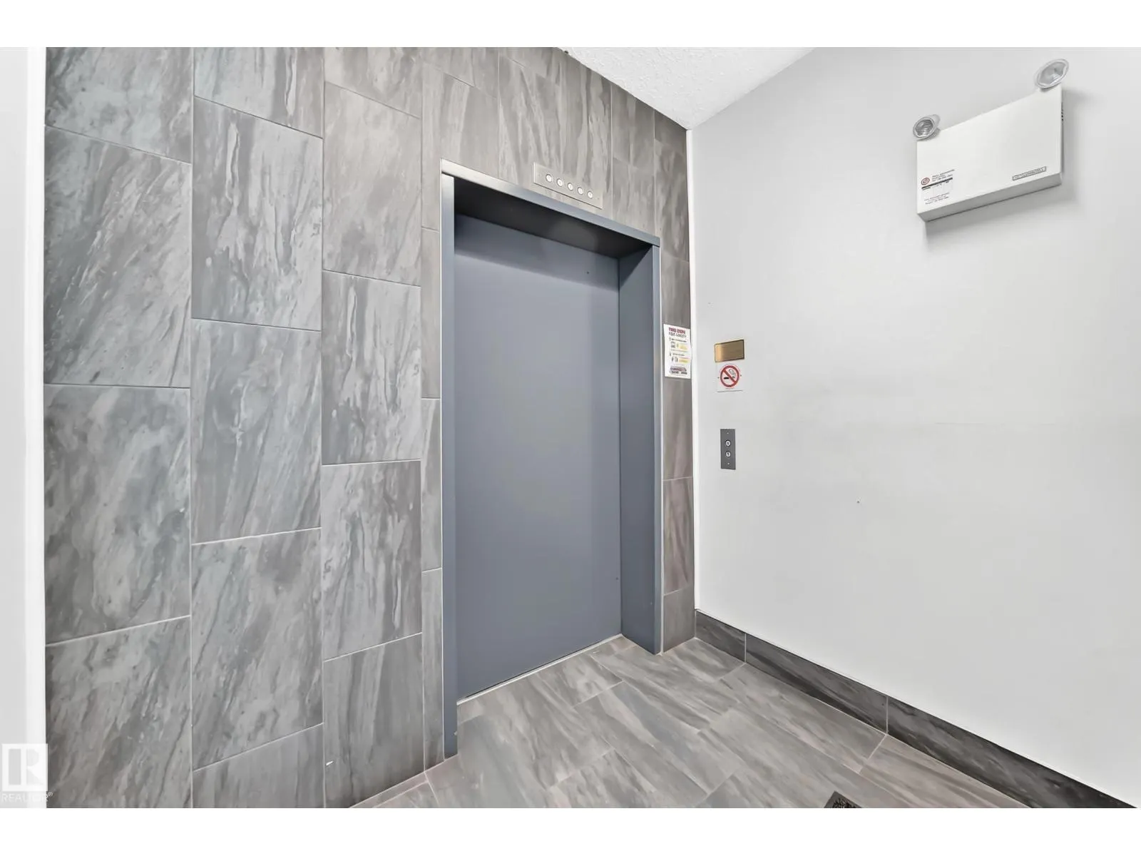 #432 10407 122 ST NW