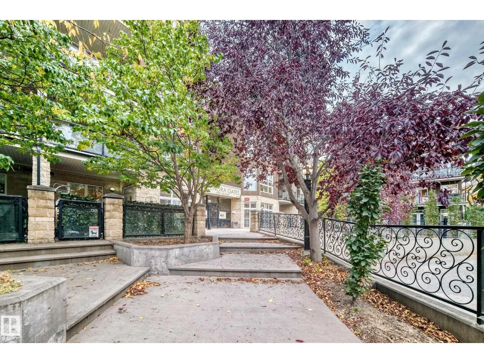 #432 10407 122 ST NW