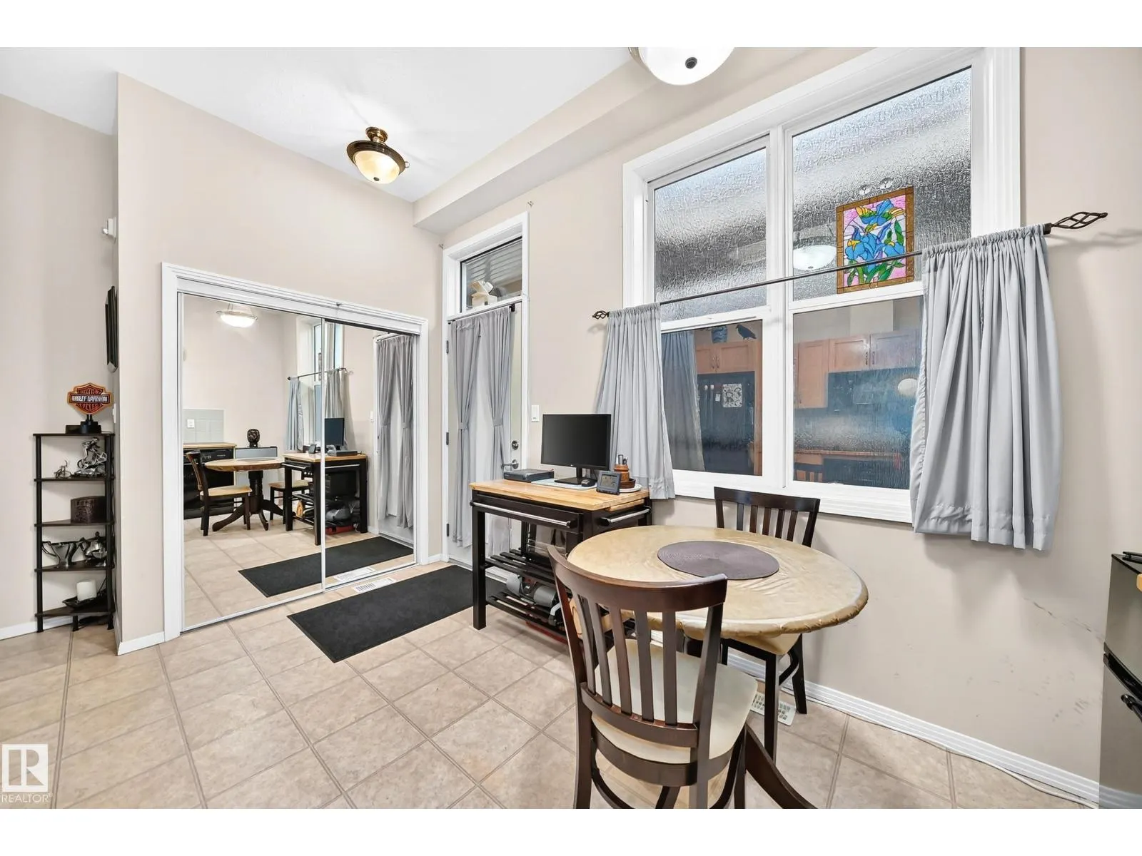 #432 10407 122 ST NW