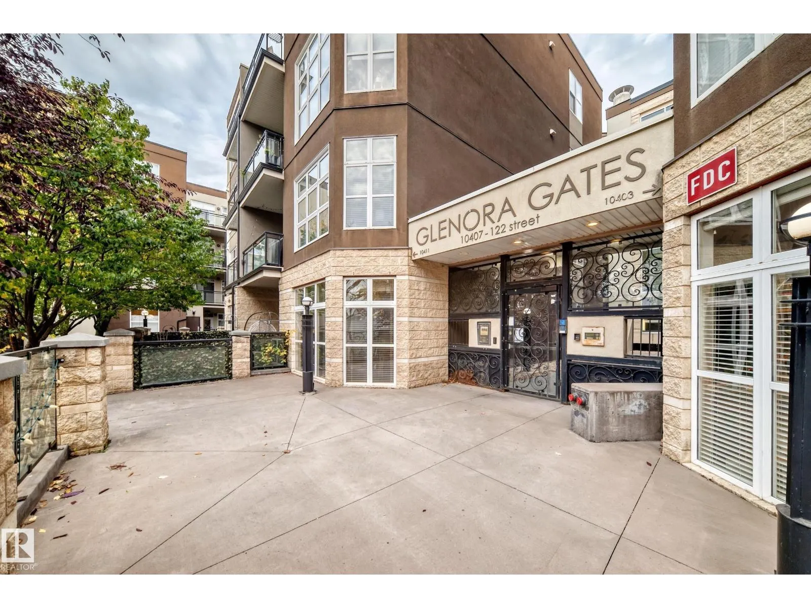 #432 10407 122 ST NW