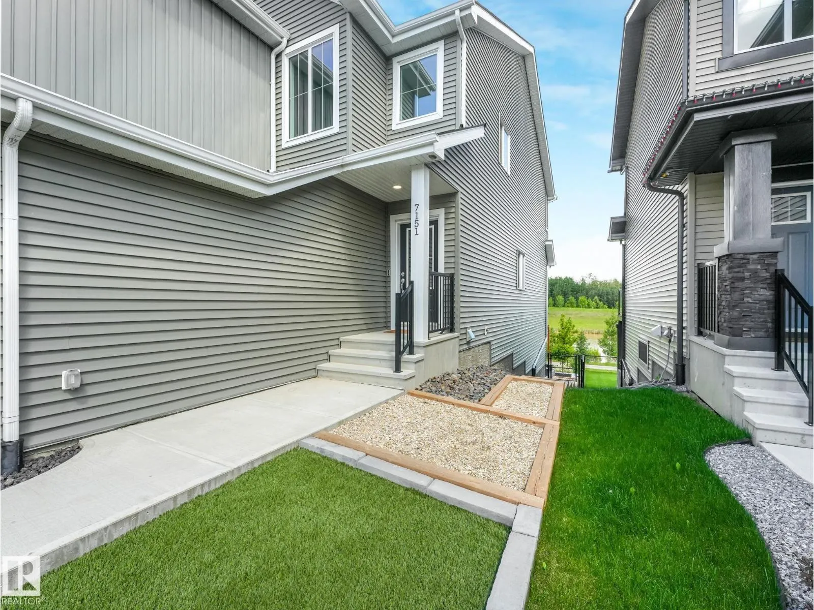 7151 EDGEMONT WY NW