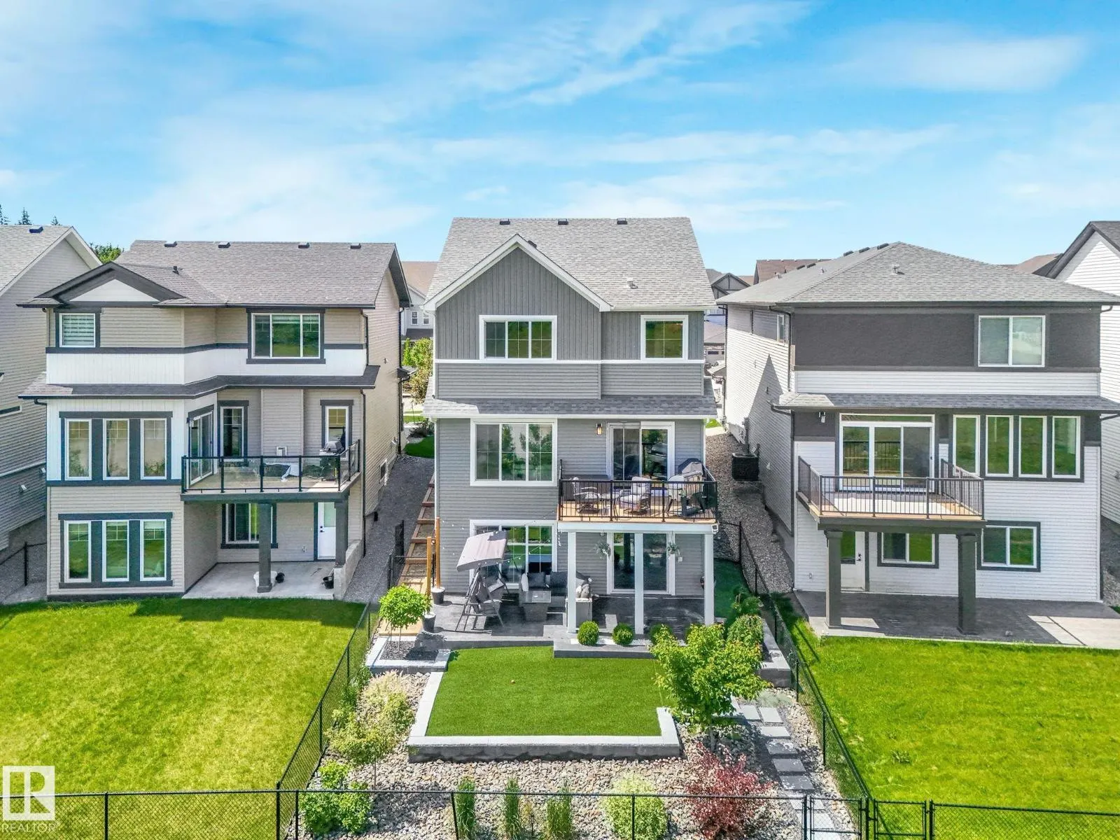 7151 EDGEMONT WY NW