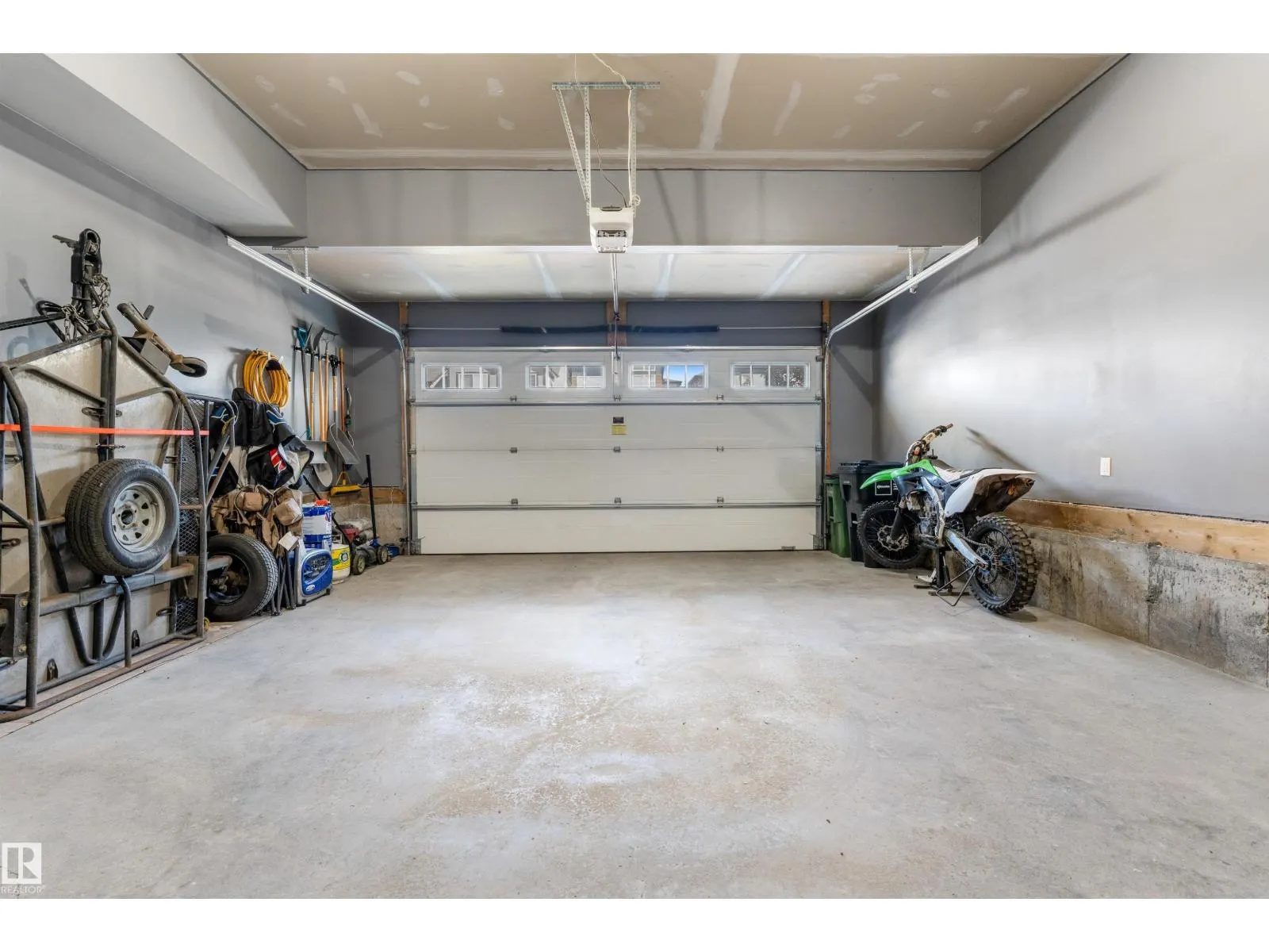 3334 PARKER LO SW