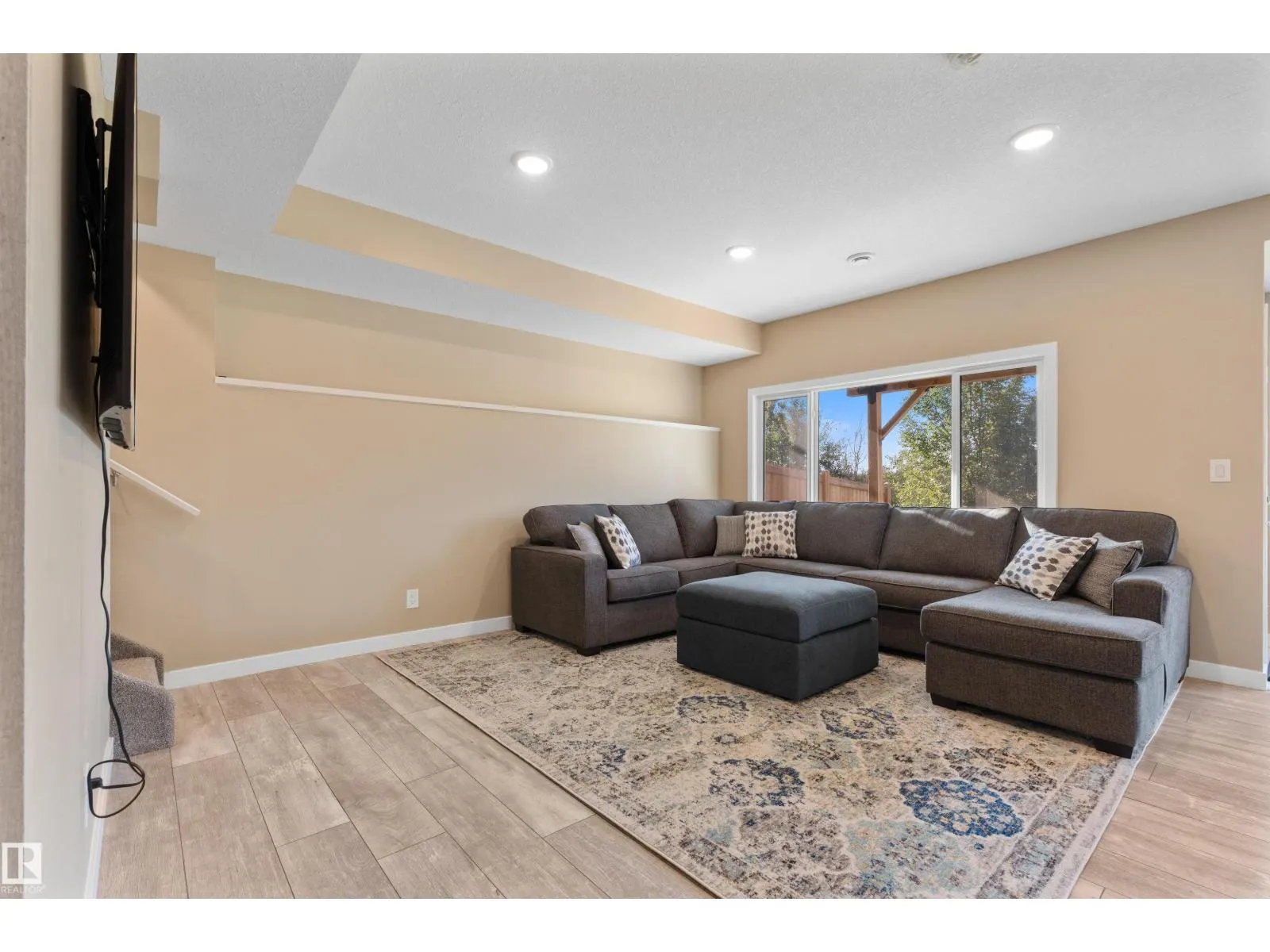 3334 PARKER LO SW