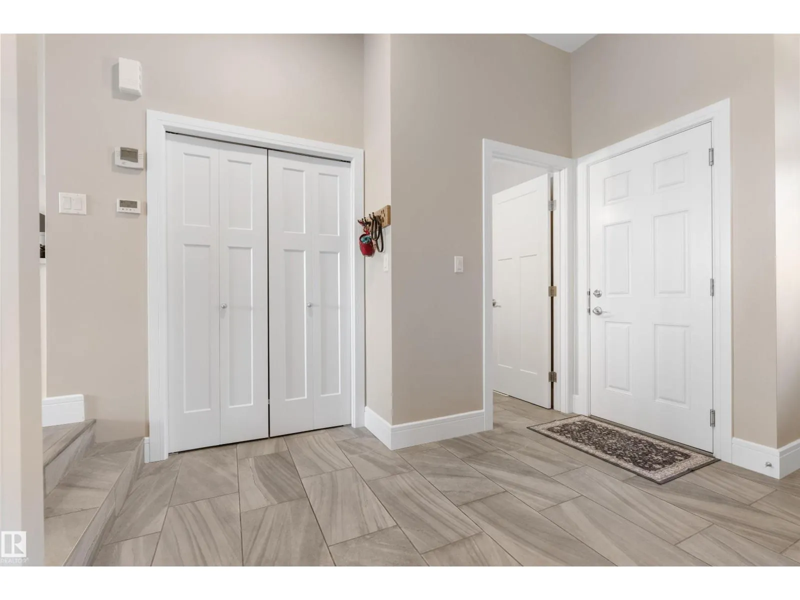 3334 PARKER LO SW