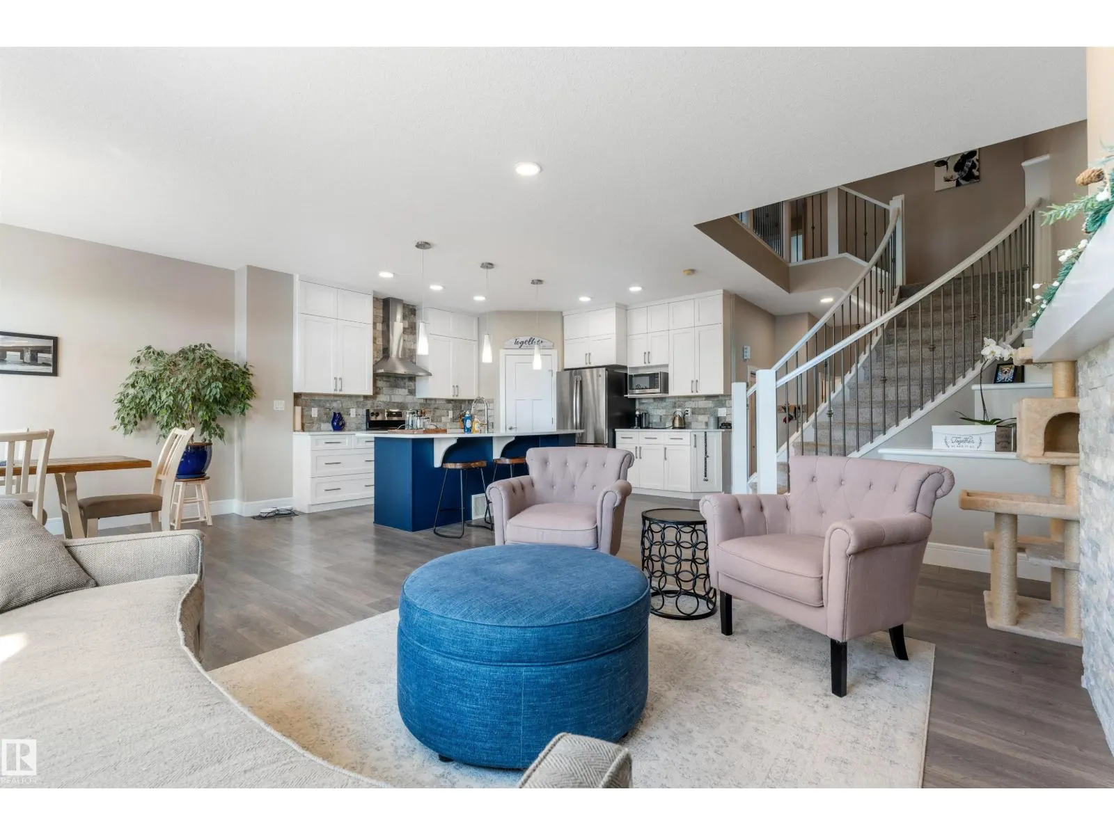 3334 PARKER LO SW