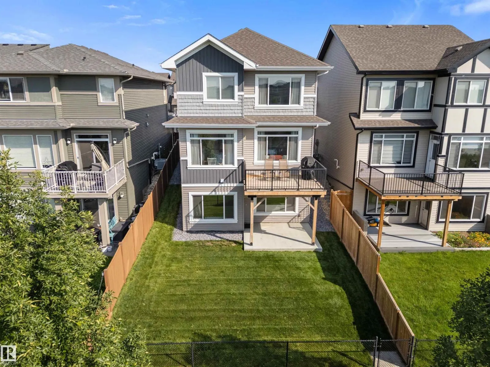 3334 PARKER LO SW