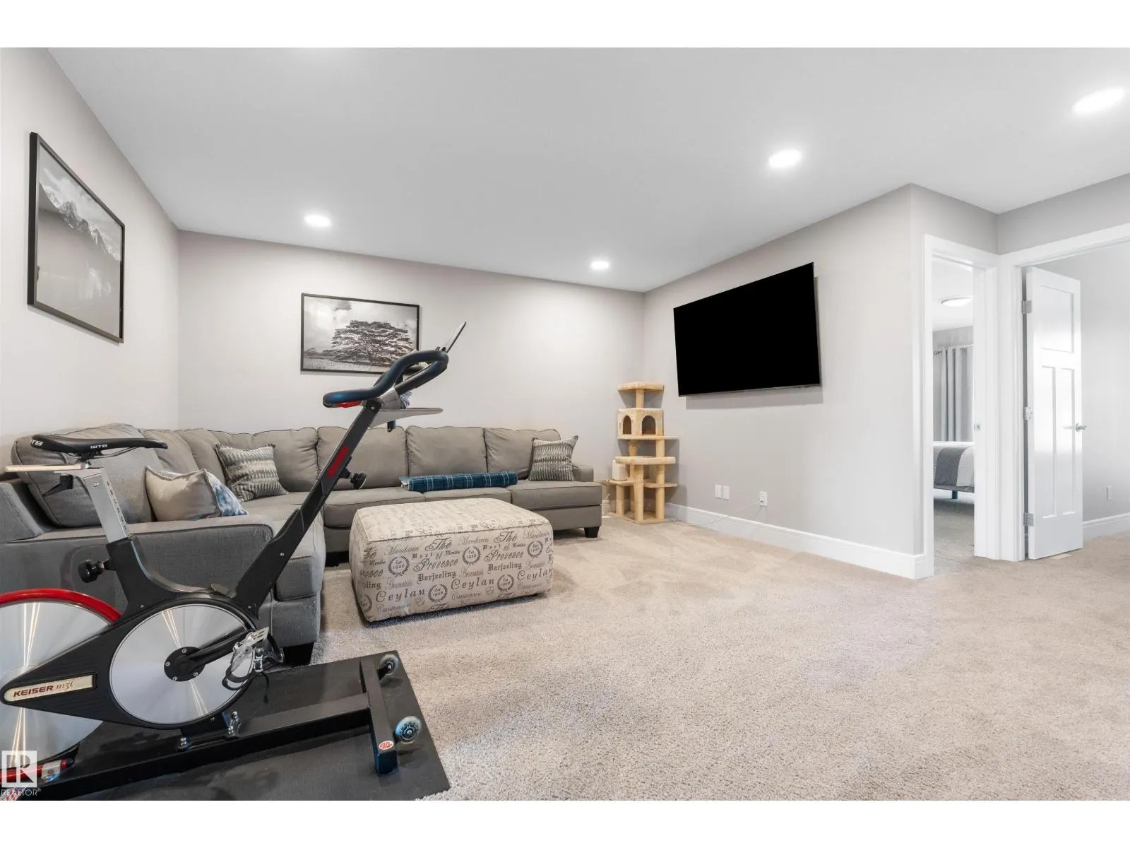 3334 PARKER LO SW
