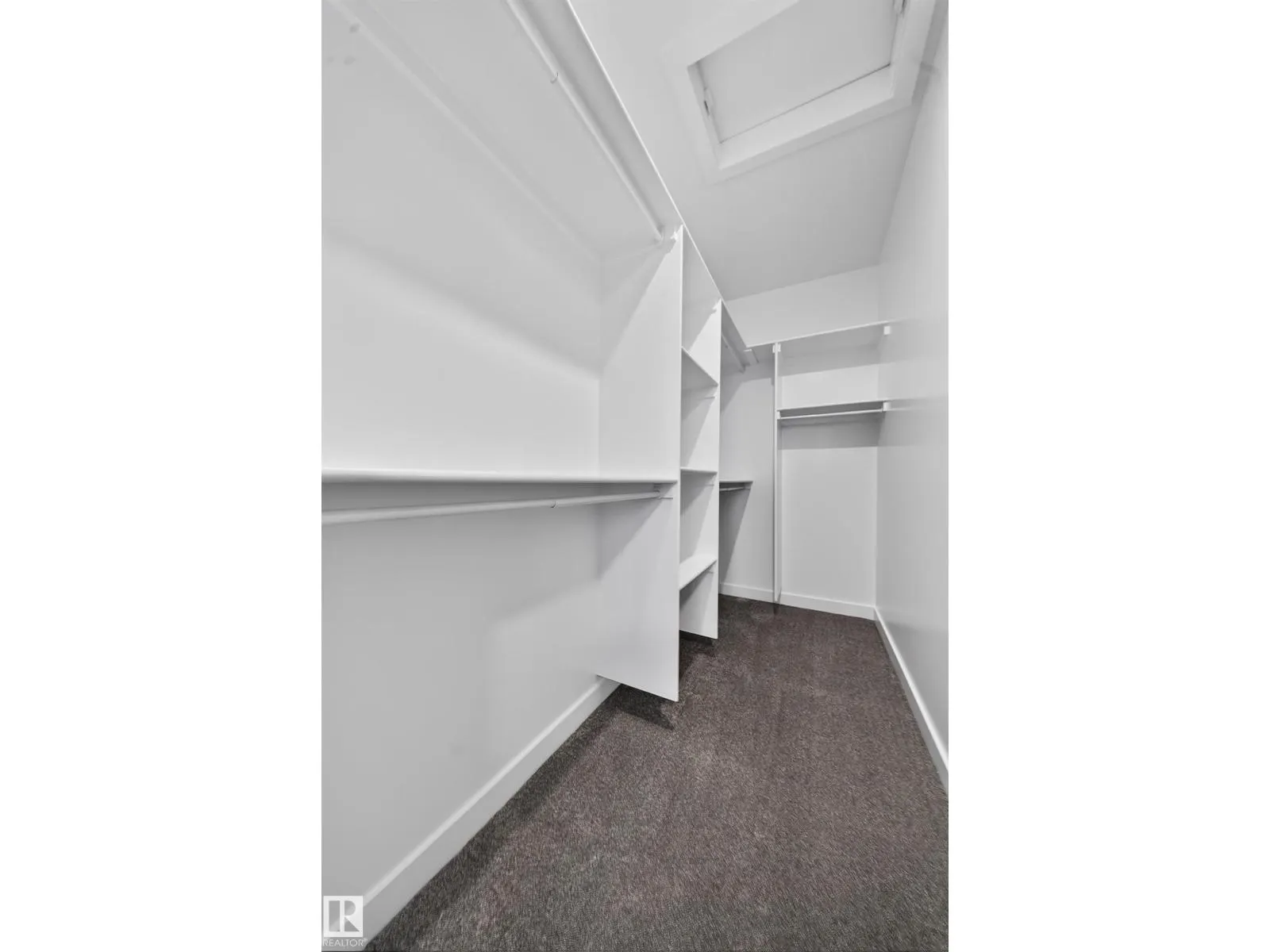 115 28 ST SW SW