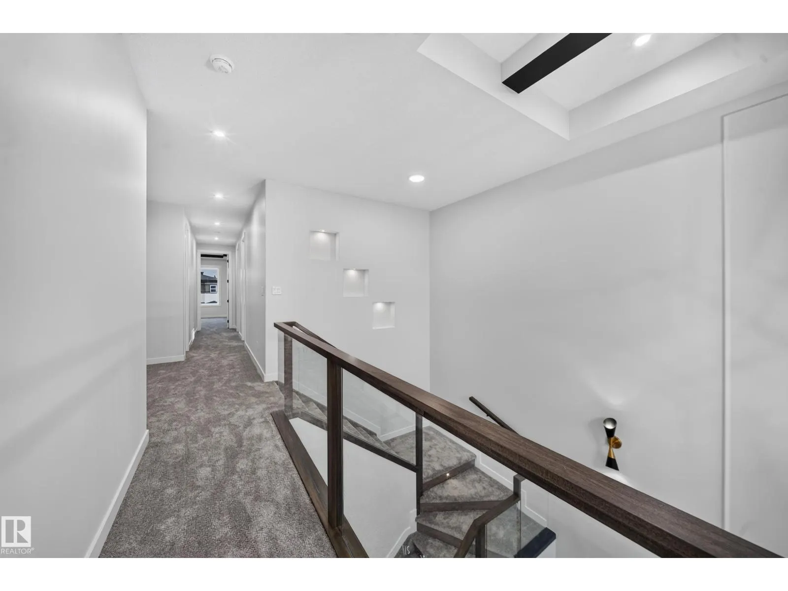 115 28 ST SW SW