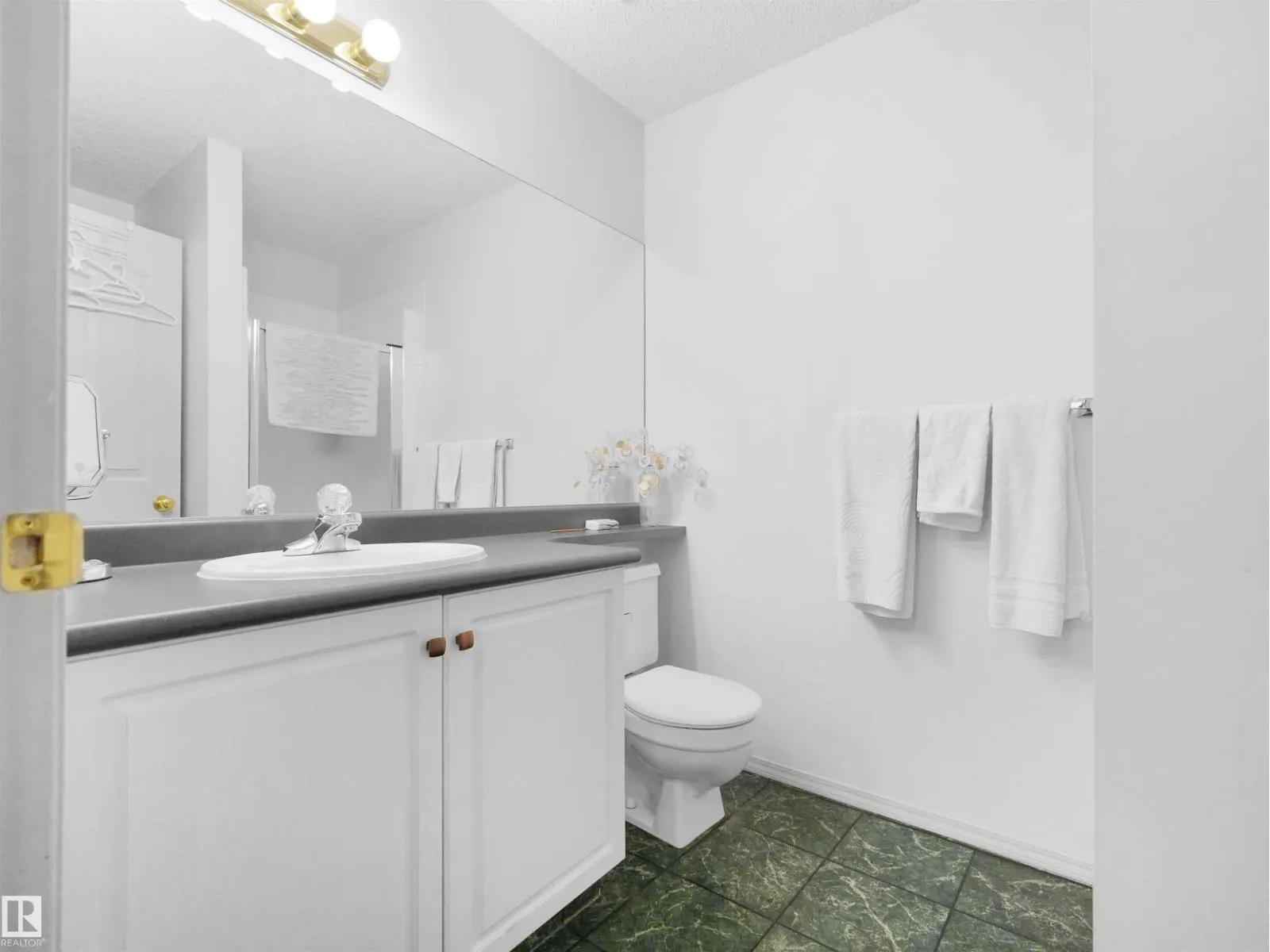 #115 911 RABBIT HILL RD NW