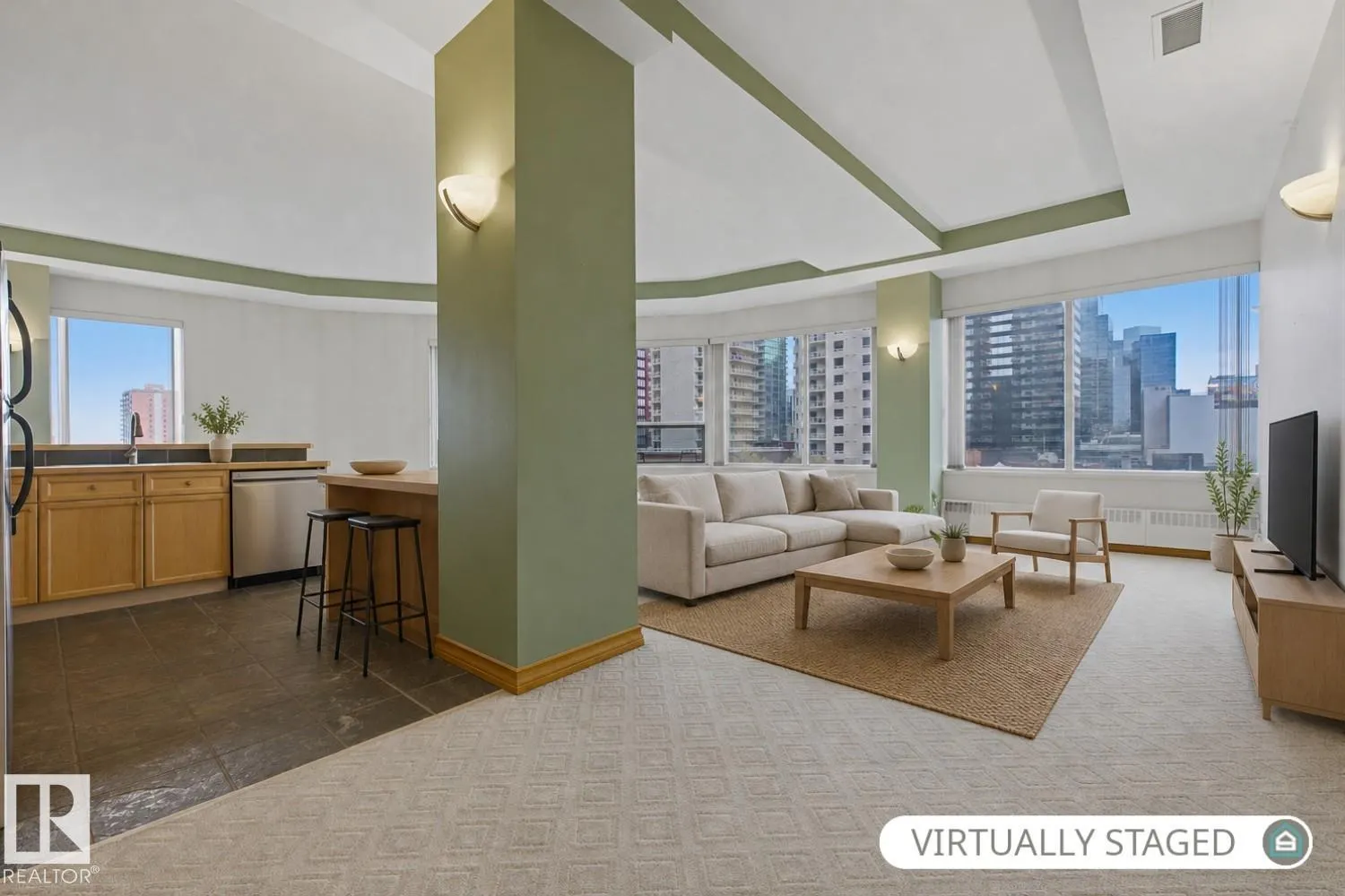 #701 10106 105 ST NW