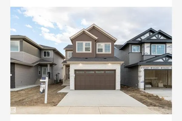 3805 38 Ave