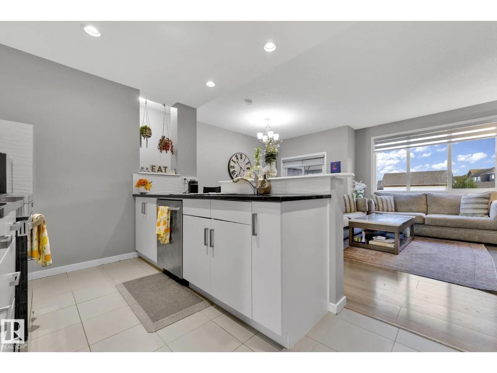 5914 ANTHONY CR SW SW