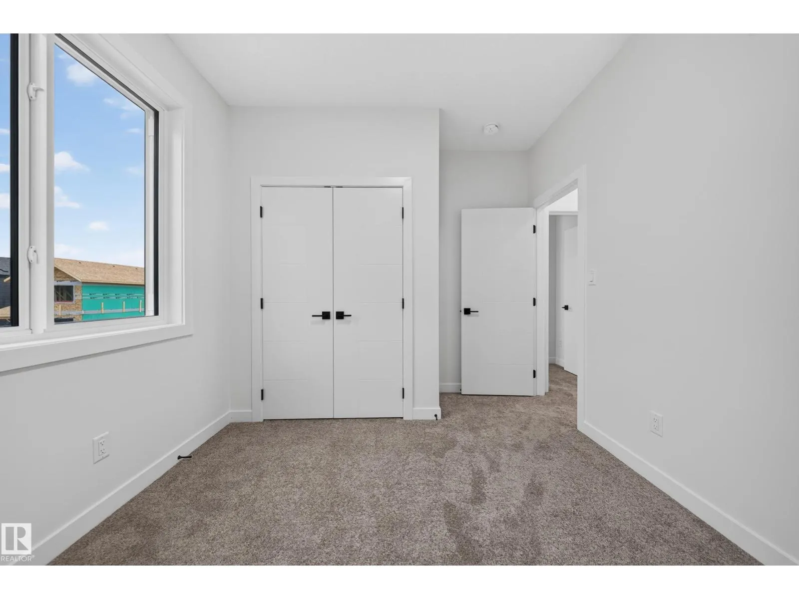 13007 186 Ave NW NW