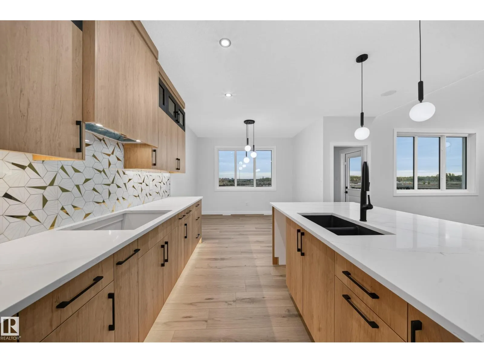13007 186 Ave NW NW