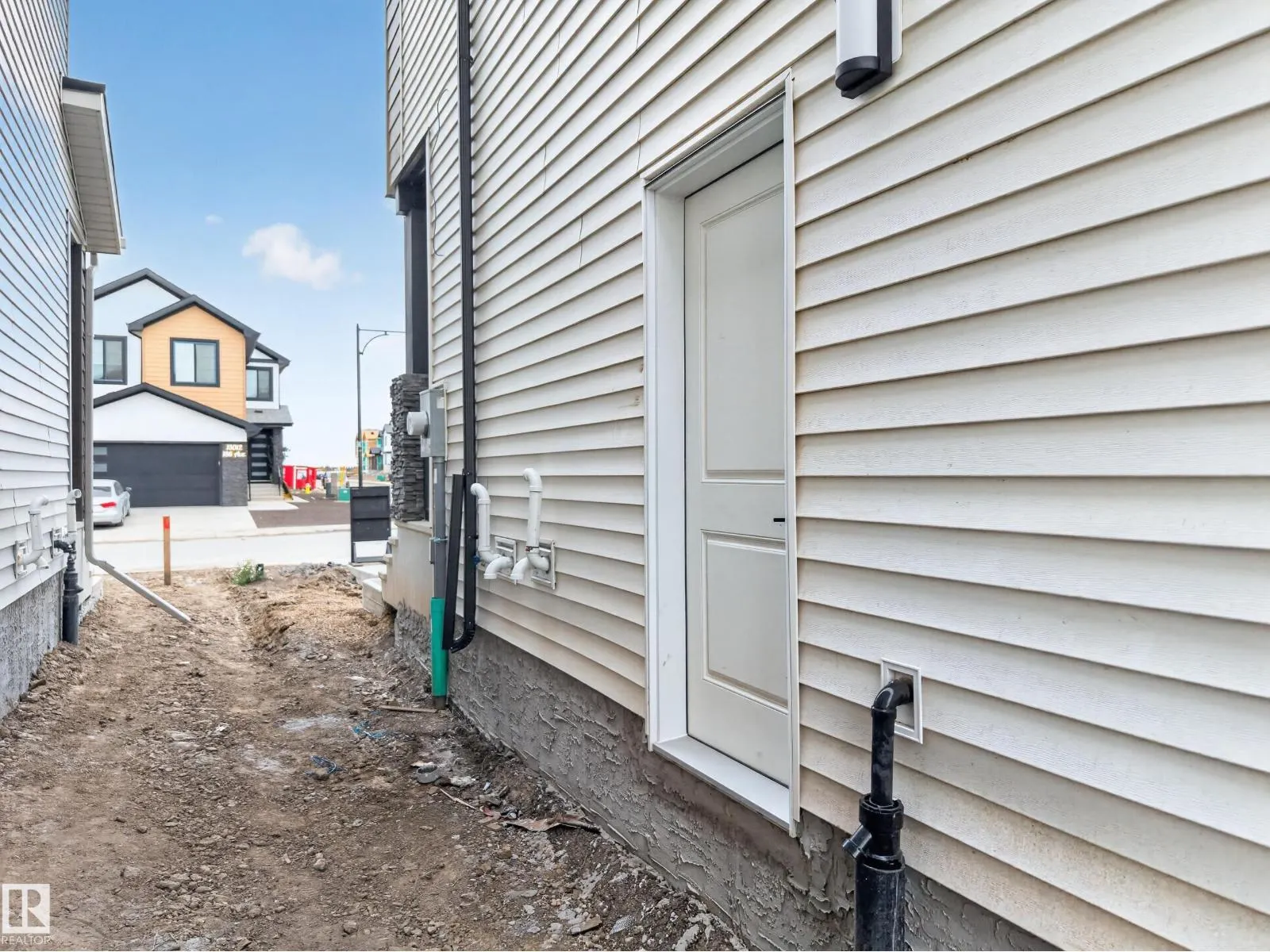 13007 186 Ave NW NW