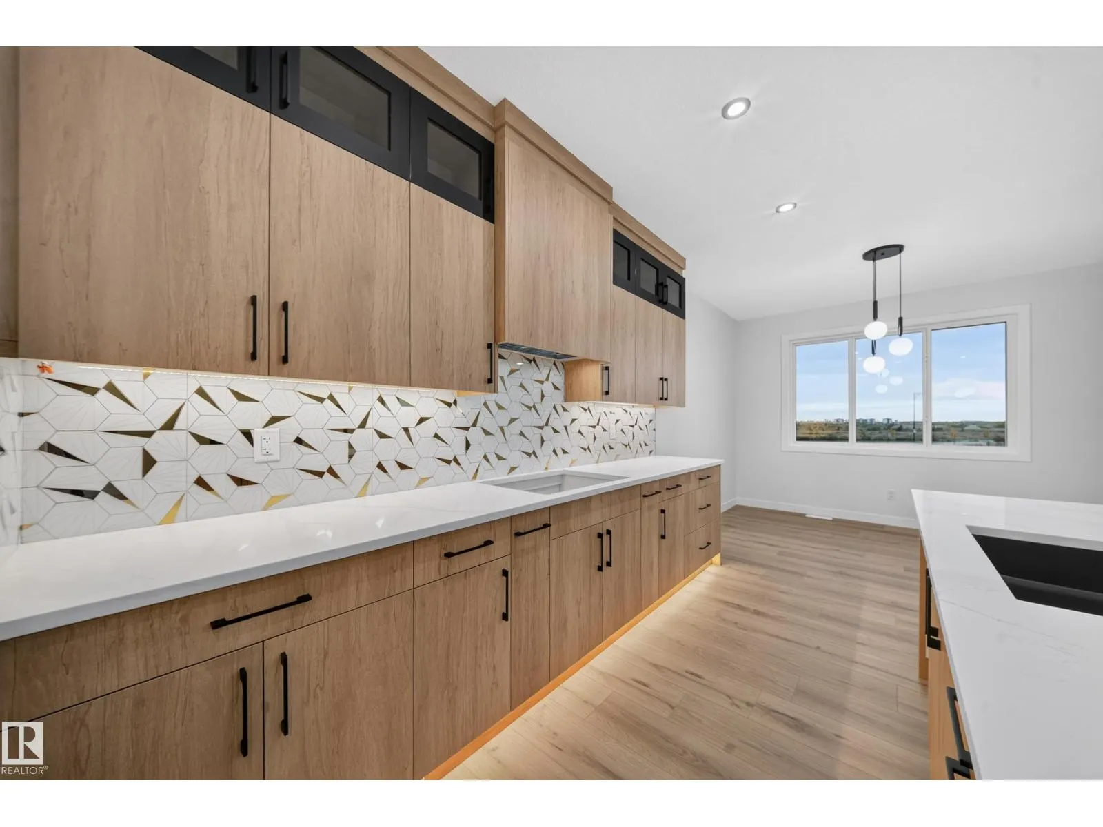 13007 186 Ave NW NW