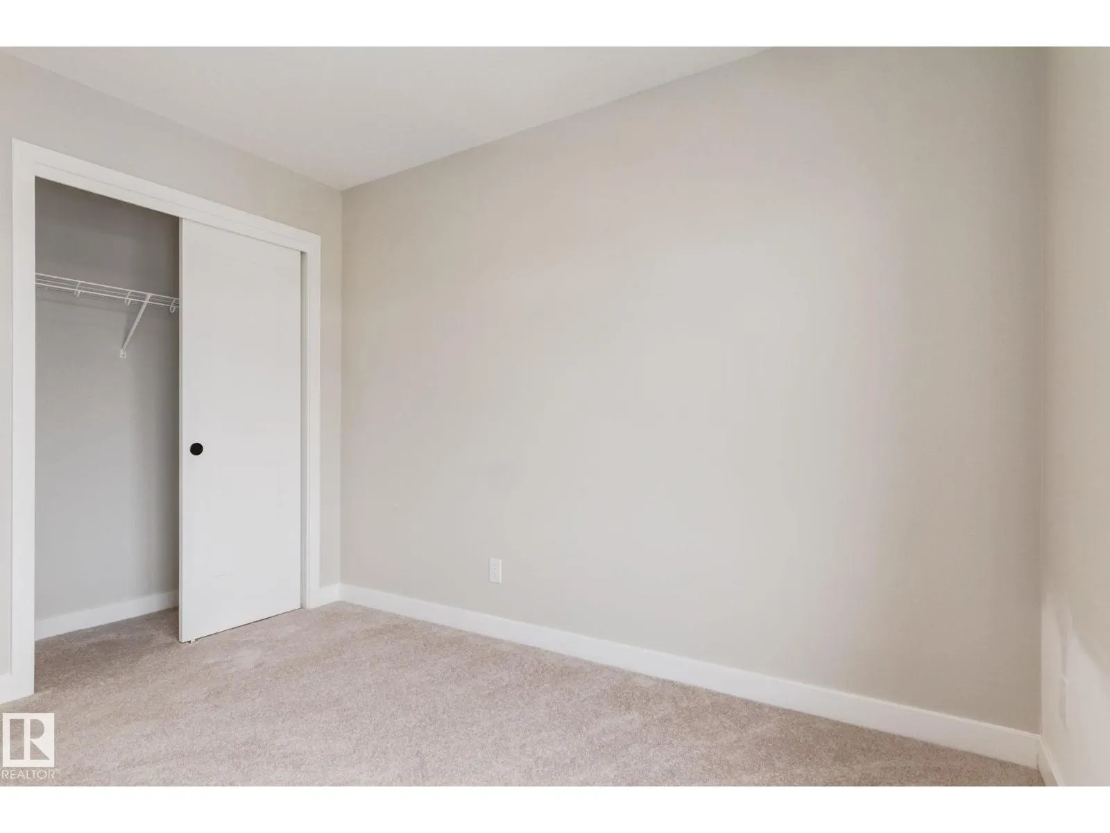 #11 16231 19 AV SW