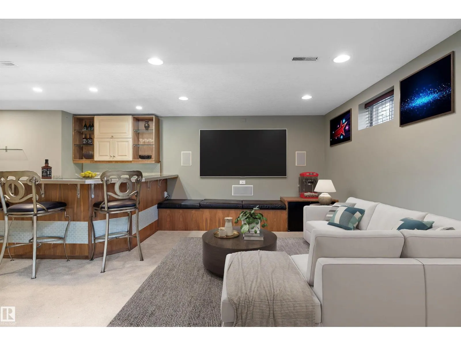 16166 110 A AV NW NW