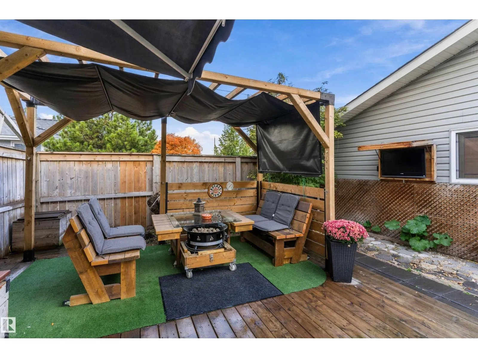 16166 110 A AV NW NW