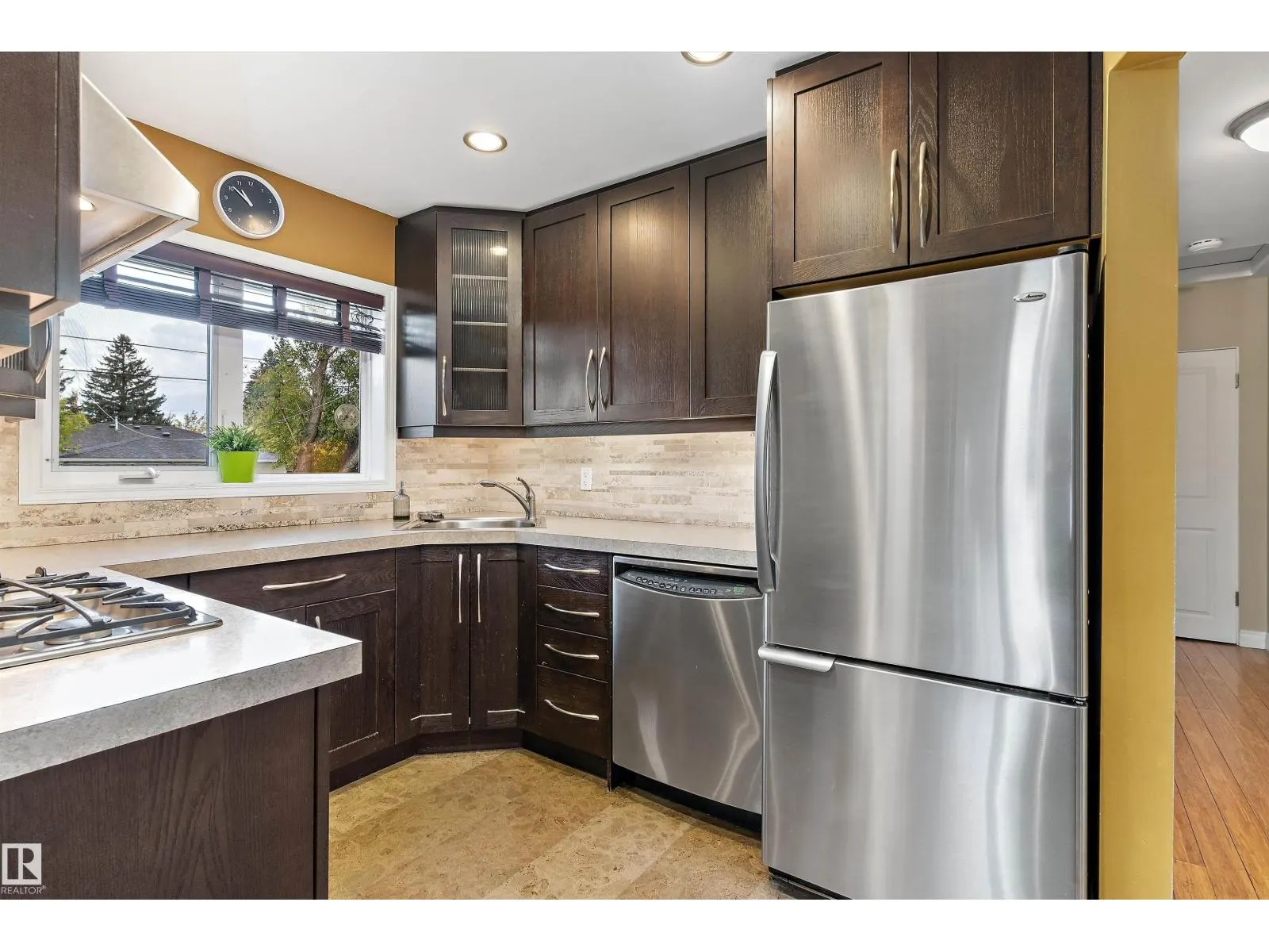 16166 110 A AV NW NW