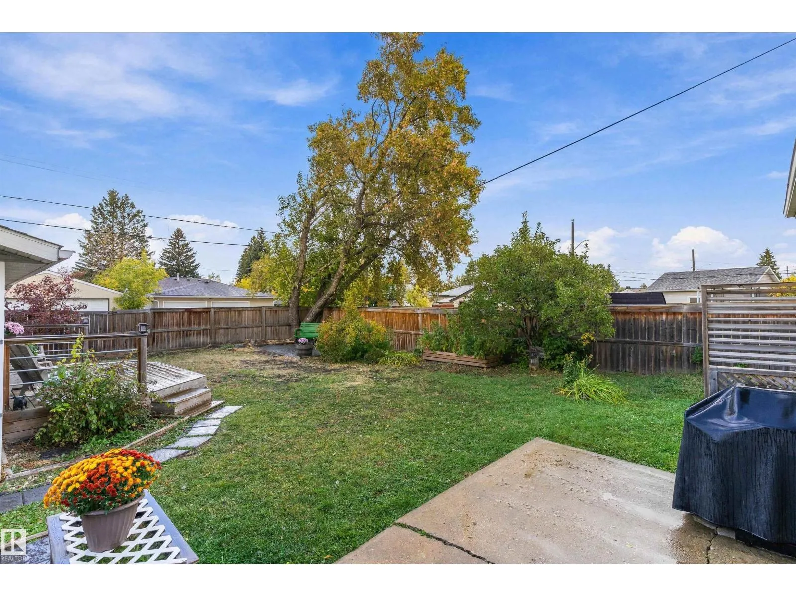16166 110 A AV NW NW