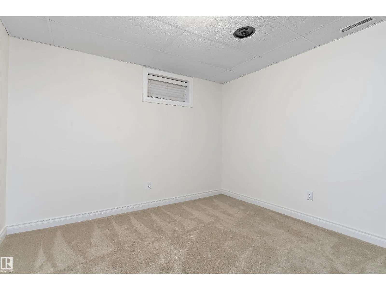 16166 110 A AV NW NW