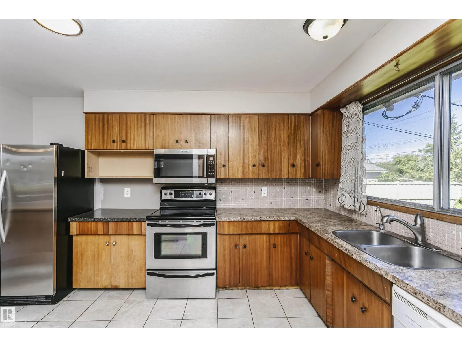11440 44A AV NW