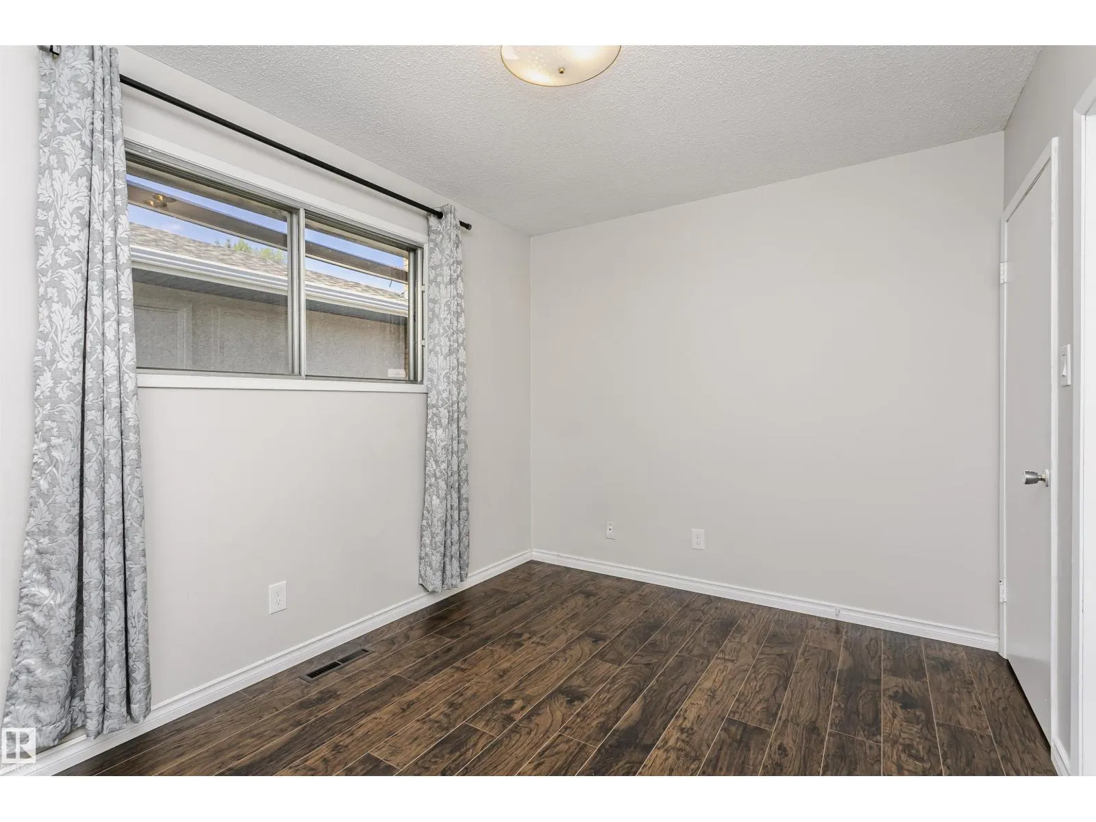 11440 44A AV NW