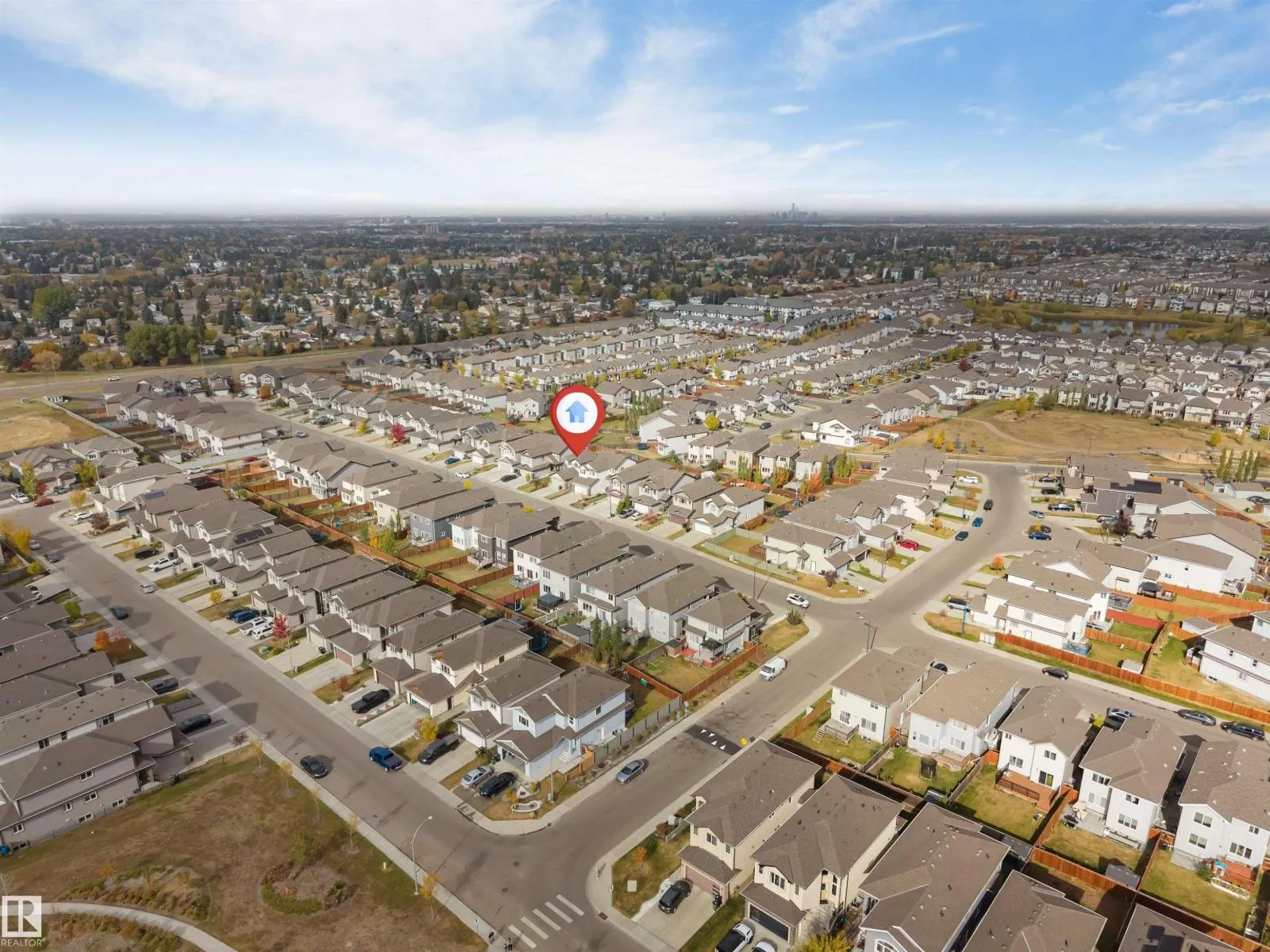 3304 13 AV NW